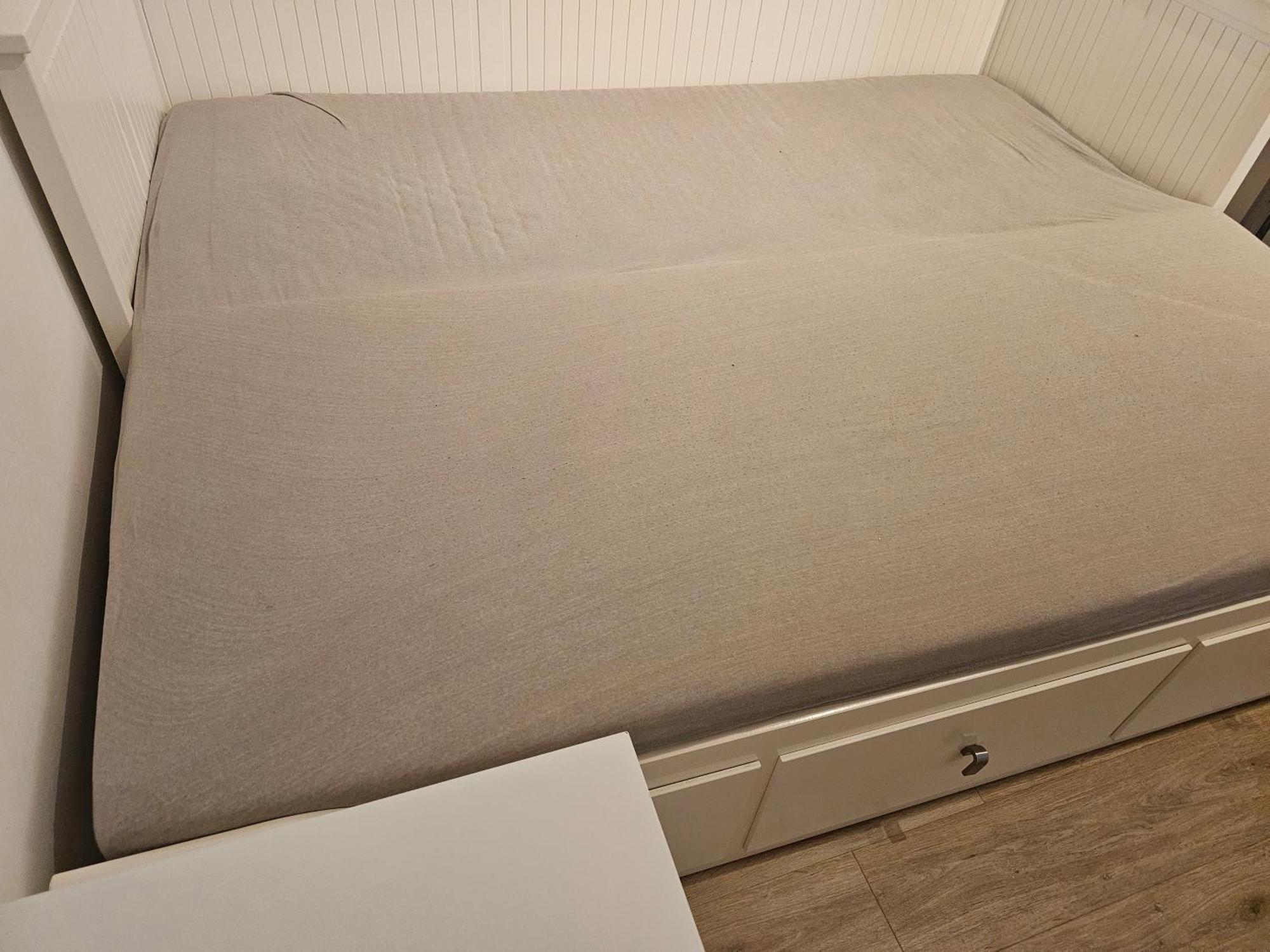 Huge Apartment Next To Train Station Close To The City Center Bratislava Exteriér fotografie